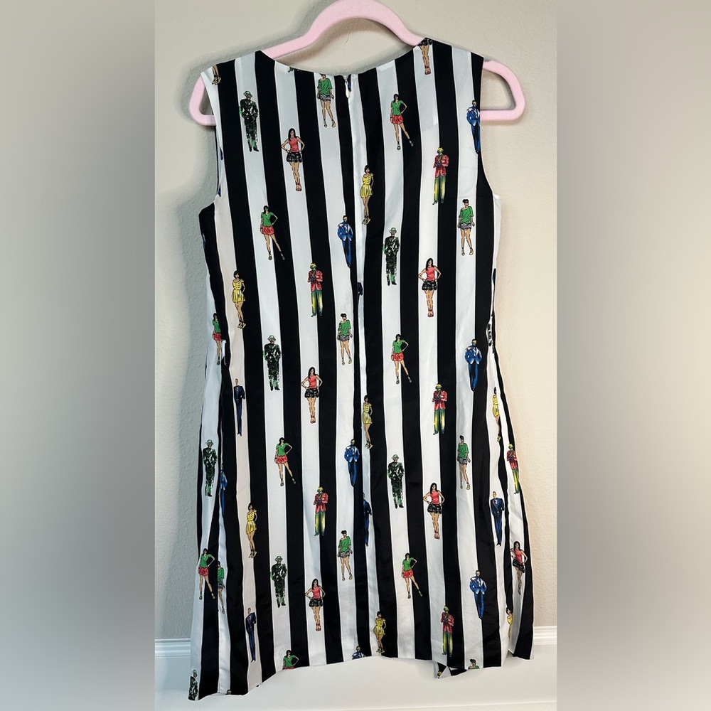 Women dress, size small, good condition